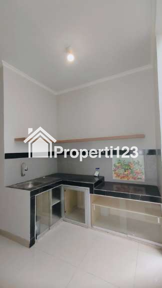 Rumah siap huni kondisi rapih terawat di Griyaloka BSD - 7