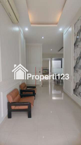 Rumah siap huni kondisi rapih terawat di Griyaloka BSD - 12