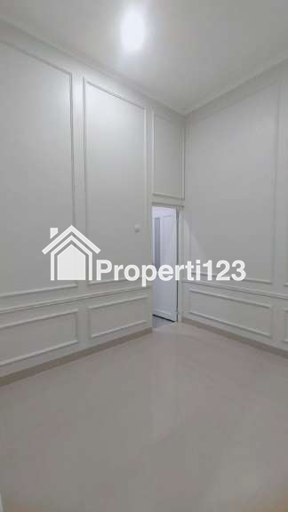 Rumah siap huni dengan lokasi strategis di Griyaloka BSD Tangsel - 11