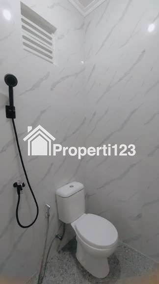 Rumah siap huni dengan lokasi strategis di Griyaloka BSD Tangsel - 4