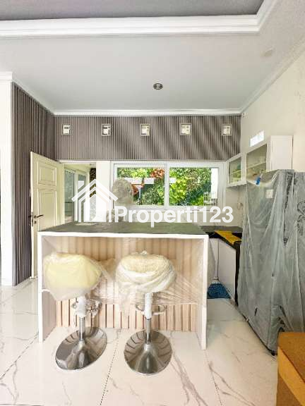 Rumah 2 lantai full furnished di Ciracas Jakarta Timur - 4