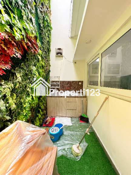 Rumah 2 lantai full furnished di Ciracas Jakarta Timur - 7