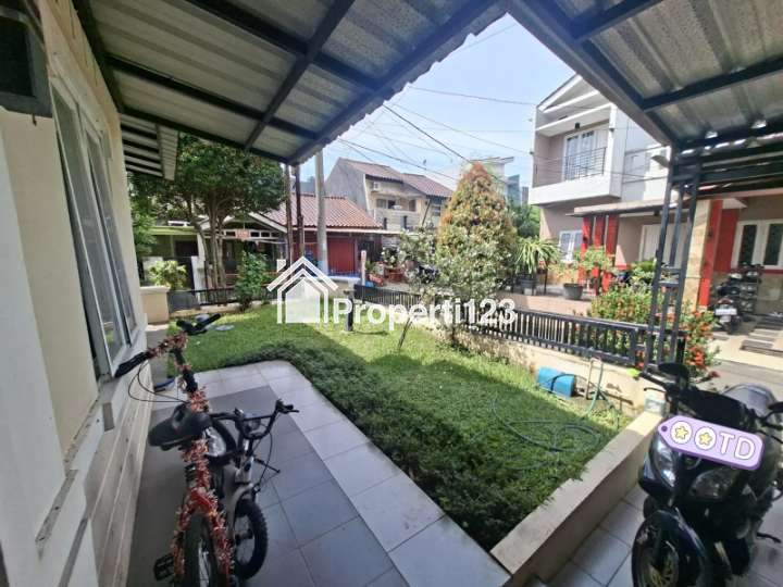 Rumah hook terawat dalam cluster di Bella Casa Residence Depok - 3