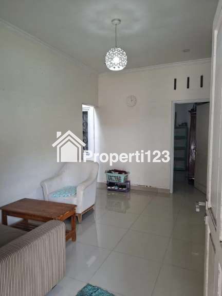 Rumah hook terawat dalam cluster di Bella Casa Residence Depok - 8