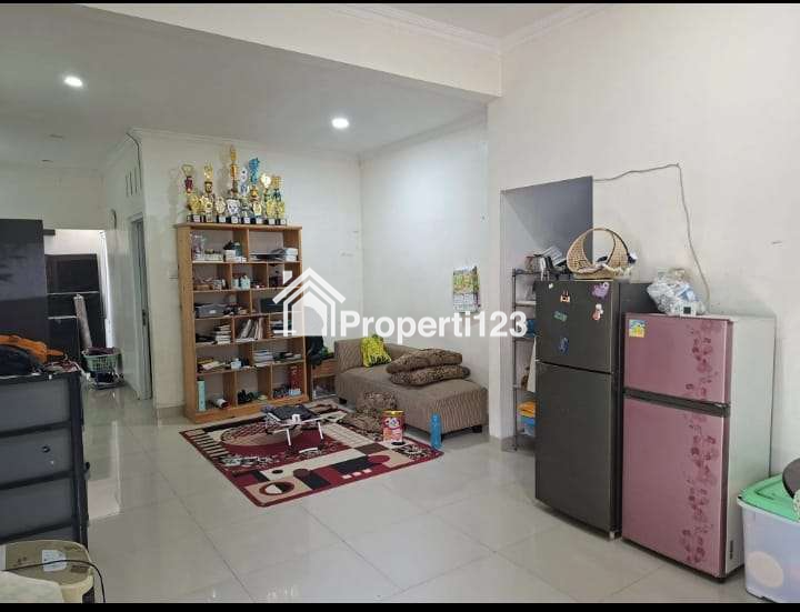 Rumah hook terawat dalam cluster di Bella Casa Residence Depok - 6