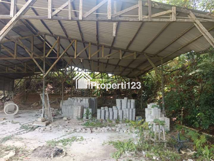Dijual Bangunan Komersiil dan Workshop - 12