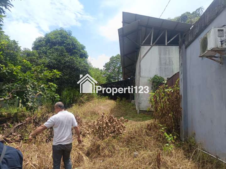 Dijual Bangunan Komersiil dan Workshop - 15