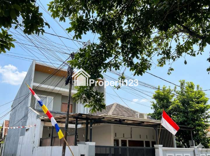 BU BANGET! RUMAH BARU RENOVASI 2M DI SAYAP SRIWIJAYA BANDUNG - HOOK & MEWAH! SIAPA CEPAT DIA DAPAT! - 1
