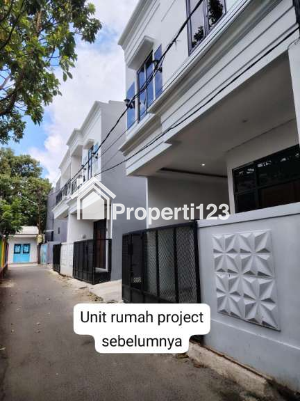 Rumah Cluster di Jagakarsa Jakarta Selatan akses mobil - 6