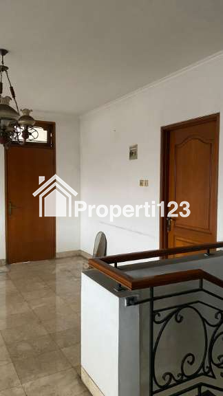 DIJUAL!!! Rumah di Kemang Pratama, Bekasi – Hunian Nyaman, Lokasi Bisnis Cemerlang - 2