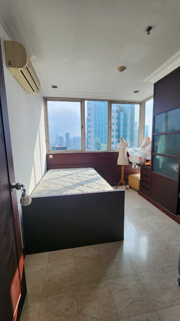 DIJUAL 3BR+1 Strategis Apartemen puri Inperium - 9