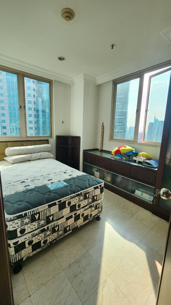 DIJUAL 3BR+1 Strategis Apartemen puri Inperium - 3