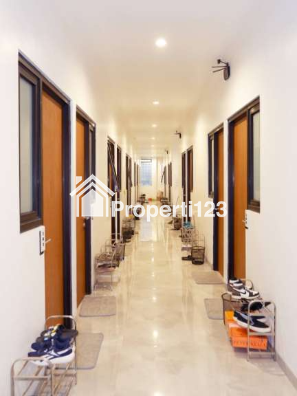 Kost Aktif Minimalis Full Penghuni Tengah Kota Surabaya Dekat Jl Diponegoro & Kartini - 3