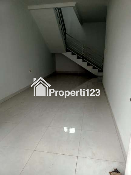 Rumah Baru Minimalis Modern 3 Kamar Tidur 2 Kamar Mandi Carport Lingkungan Nyaman Aman dan Tenang di Cisaranten Kulon Arcamanik Bandung - 5