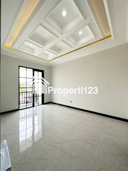 Rumah baru nyaman siap huni di Cibubur Ciracas Jakarta Timur - 2