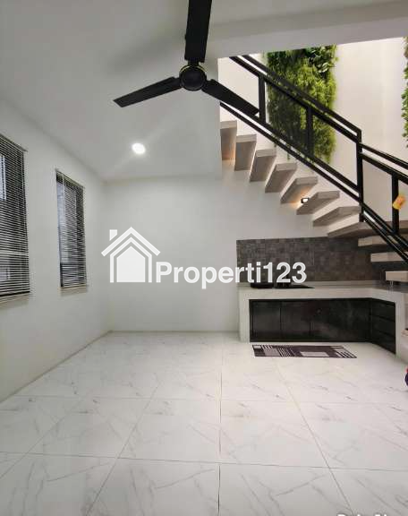 Rumah Secondary Siap Huni Di Duren Sawit Jaktim - 6