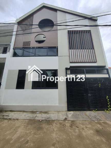 Rumah Secondary Siap Huni Di Duren Sawit Jaktim - 1