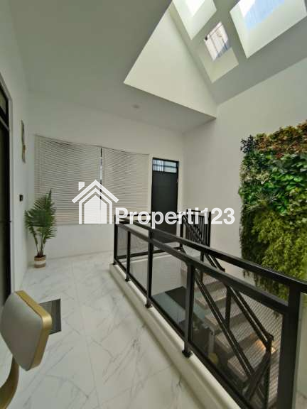 Rumah Secondary Siap Huni Di Duren Sawit Jaktim - 15