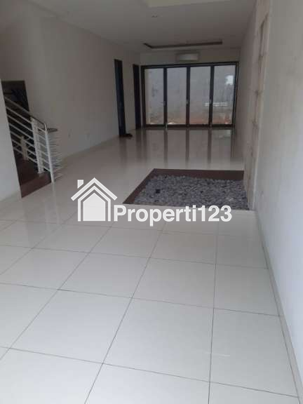Rumah Komplek Gading Cipta Residence Kelapa Gading Jakarta Utara - 2