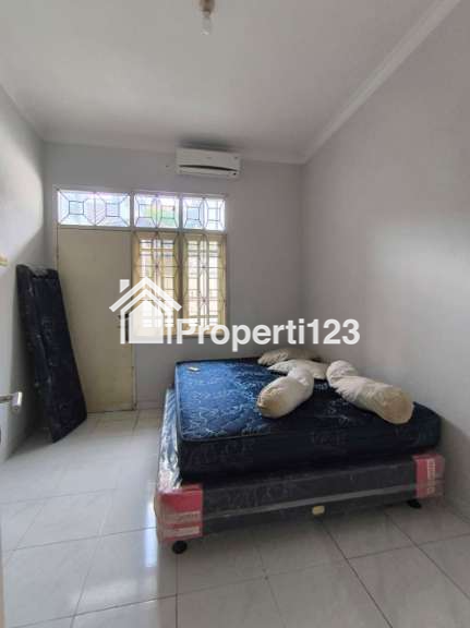 Rumah Rapi Siap Huni Jalan Cempaka Putih Tengah Jakarta Pusat - 5