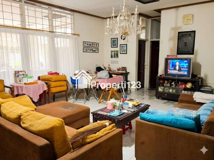 CUMA 1 UNIT! RUMAH KOMPLEK SARIJADI STRATEGIS 4M NEGO SAMPAI JADI - UNIT LANGKA! - 5
