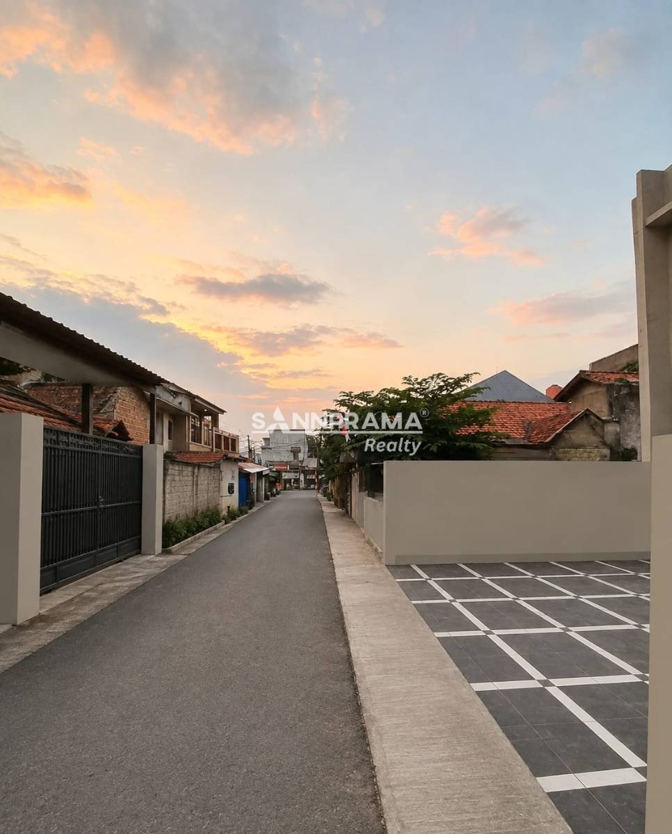 Rumah 2 lantai Modern Tropis di Mampang Depok - 17