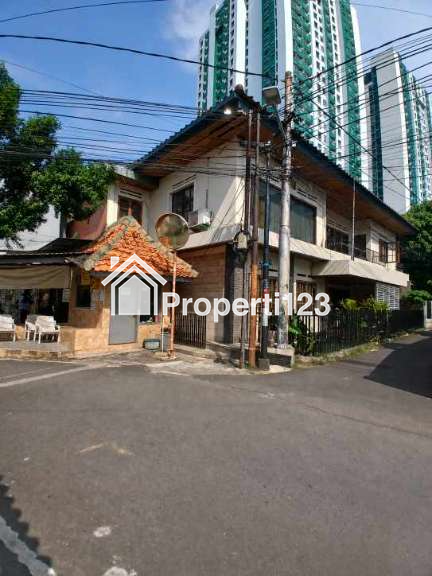 Rumah hook terawat di Salemba Tengah Jakarta Pusat - 2