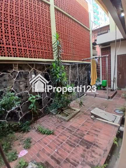 Rumah hook terawat di Salemba Tengah Jakarta Pusat - 6