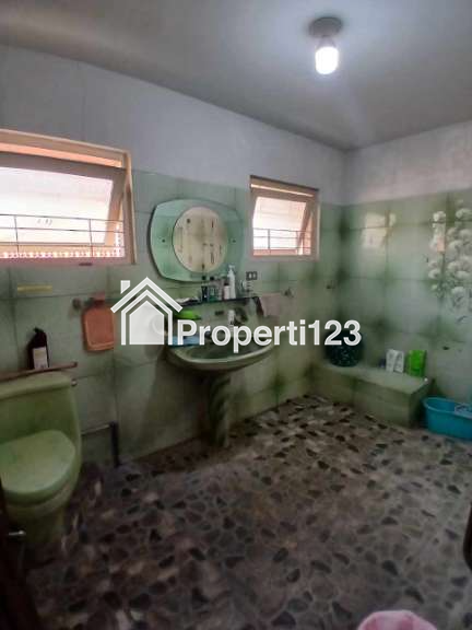 Rumah hook terawat di Salemba Tengah Jakarta Pusat - 16