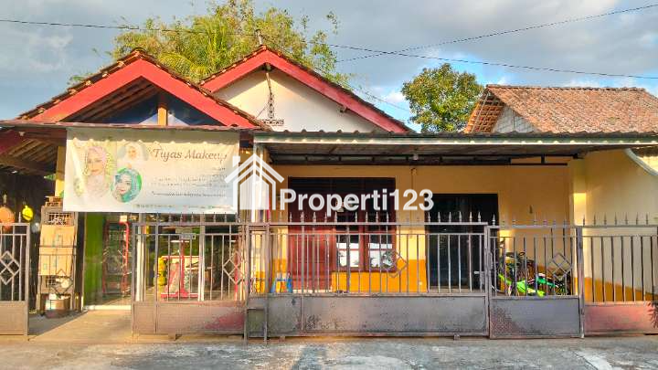 JUAL CEPAT RUMAH PINGGIR JALAN VIEW MERAPI - 3