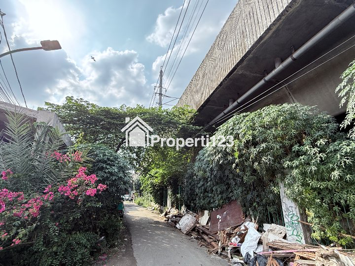 Dijual Rumah Tanah dan Bangunan di Anyer Menteng Jakarta Pusat - 2