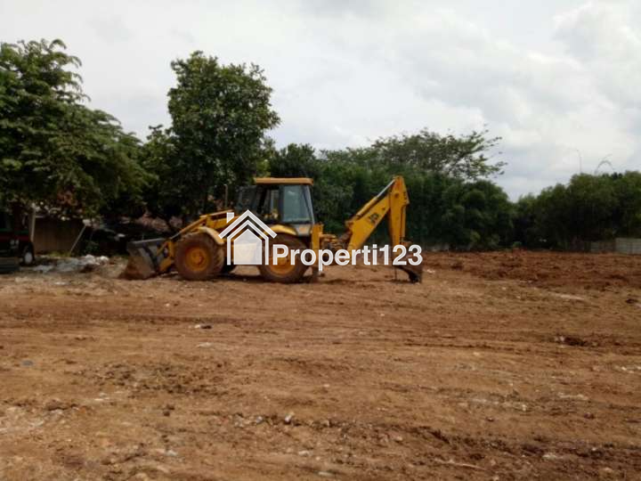 Dijual Cepat, Turun Harga Tanah di Jl. Pahlawan Seribu Raya, BSD City, Tangsel - 2