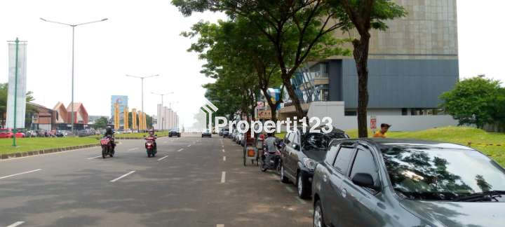 Dijual Kavling Komersial di Jln. Boulevard Gading Serpong, Gading Serpong - 2