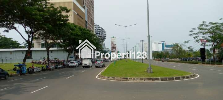 Dijual Kavling Komersial di Jln. Boulevard Gading Serpong, Gading Serpong - 3