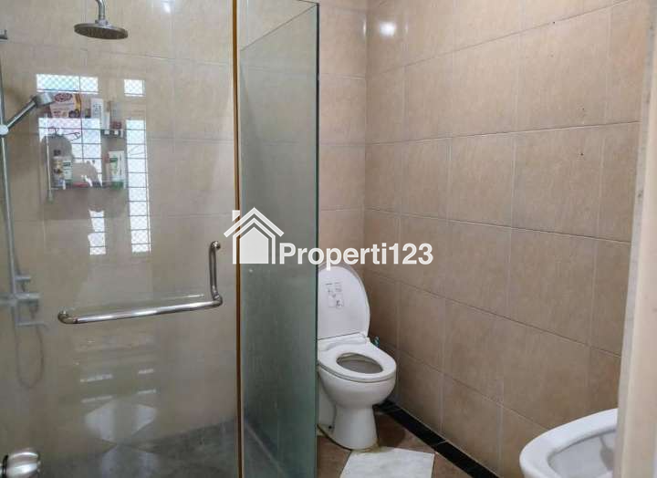 Dijual Murah Rumah Siap Huni Semi Furnished Lokasi Perumahan Manyar Surabaya - 3