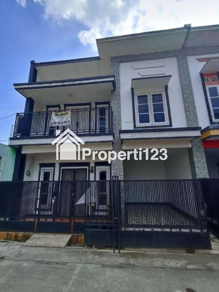 DIJUAL RUMAH 2 LANTAI SIAP HUNI - 1