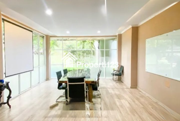 Dijual Rumah Kantor Harga Dekat Njop di Prapanca Raya Jakarta Selatan - 7