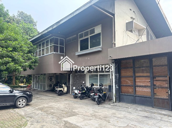 Dijual Rumah Kantor Harga Dekat Njop di Prapanca Raya Jakarta Selatan - 2