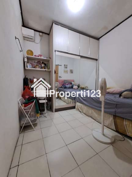 Rumah second strategis di Limo Depok - 6