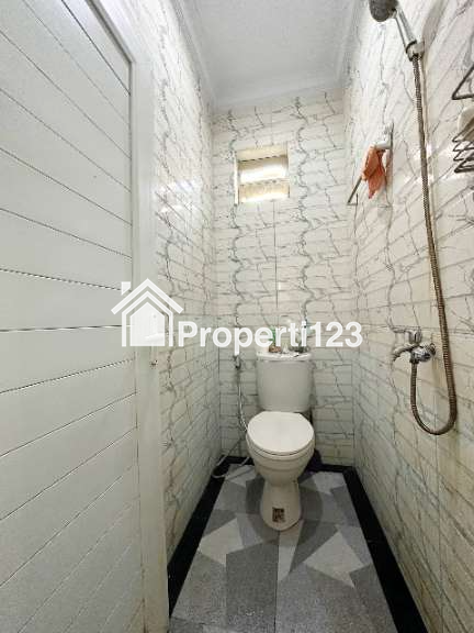 Dijual Rumah Second American Classic di Ceger Cipayung Jakarta Timur - 6