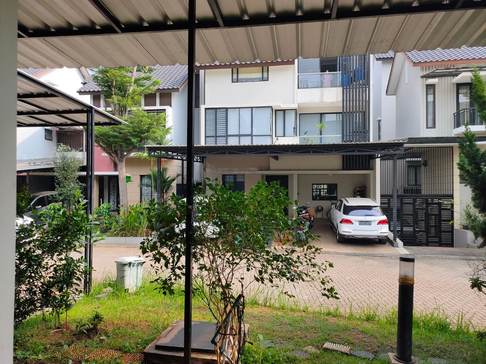 Dijual Rumah Kompleks Minimalis 3 Lantai Jakarta Barat Bebas Banjir - 3