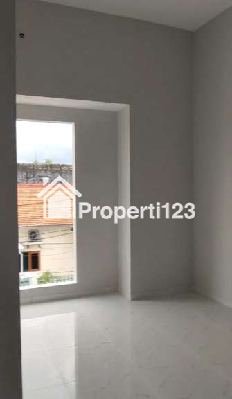 Dijual Rumah Baru Gress Modern Minimalis di Perum. Rungkut Menanggal Harapan - 4