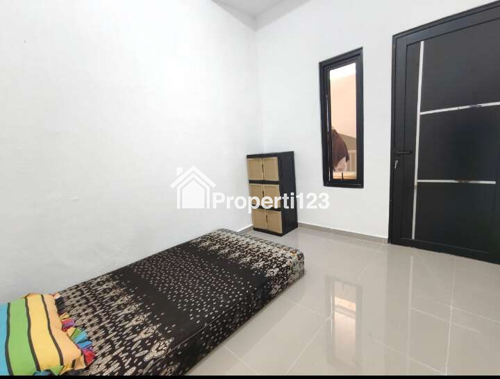 Dijual Murah Rumah Kos 11 Kamar Full Renovasi Di Nginden Surabaya Timur - 8