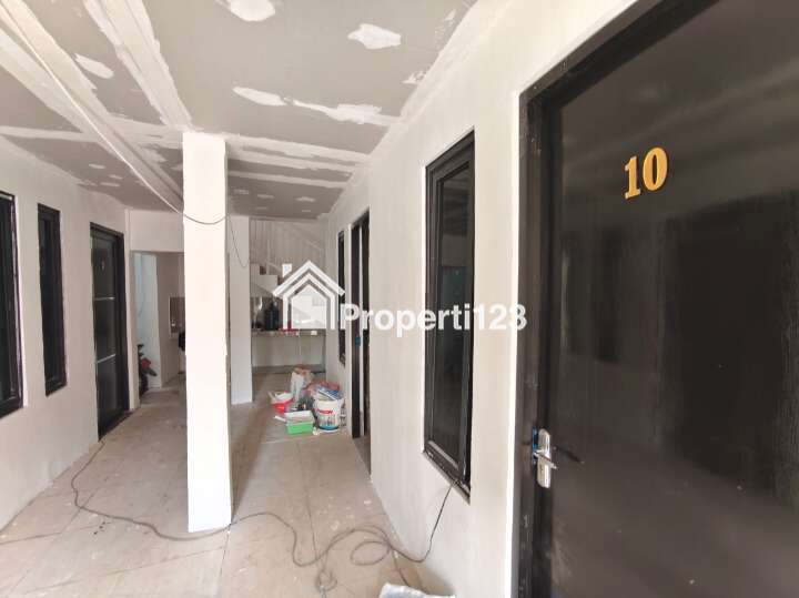 Dijual Murah Rumah Kos 11 Kamar Full Renovasi Di Nginden Surabaya Timur - 5