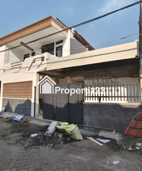 Dijual Murah Rumah Kos 11 Kamar Full Renovasi Di Nginden Surabaya Timur - 2