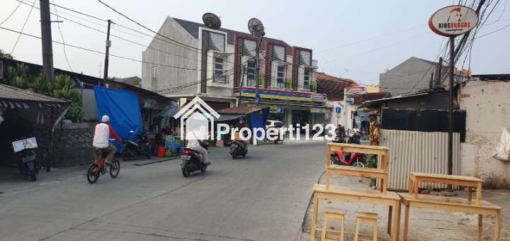 Dijual Rumah di Jalan Empu Barada, Kelapa Dua, Karawaci, Kabupaten Tangerang - 3