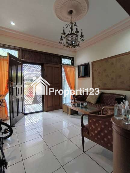 Rumah Hoek Strategis Jalan Kartini Sawah Besar Jakarta Pusat - 3