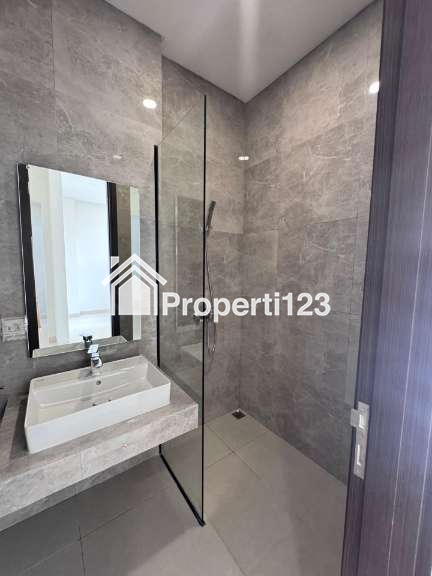 Dijual Ruko Del Rey Jl. Lkr. Botanika Utara, BSD, Tangerang - 3