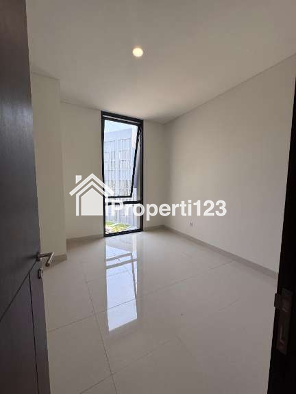 Dijual Ruko Del Rey Jl. Lkr. Botanika Utara, BSD, Tangerang - 11