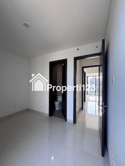 Dijual Ruko Del Rey Jl. Lkr. Botanika Utara, BSD, Tangerang - 9